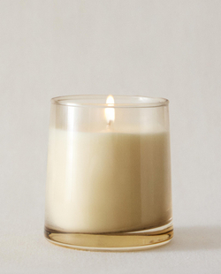 Zara Home Свеча ароматическая Clean Blossom 180 г, растительный воск, аромат цветочный, Розовый