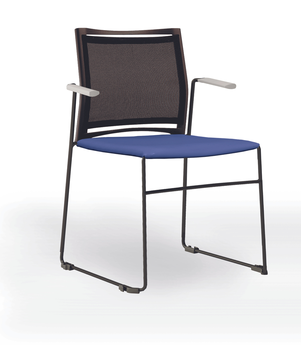 Web стул на полозьях с подлокотниками и спинкой-сеткой