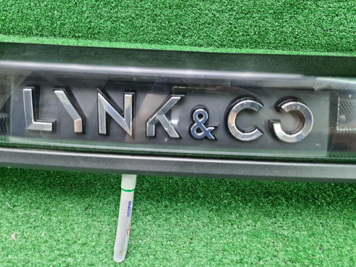 Фонарь крышки багажника Lynk & Co 09 (2021-н.в.)