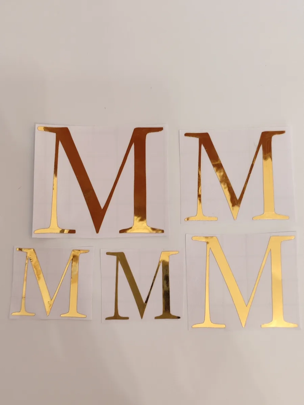 Наклейки свадебные буквы бутылки и бокалы инициалы "М"