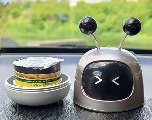 Ароматизатор на панель Стильный робот, двигающиеся рожки (P.R.C.)