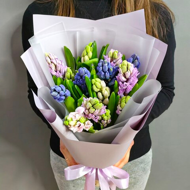 Букет из 13 гиацинтов