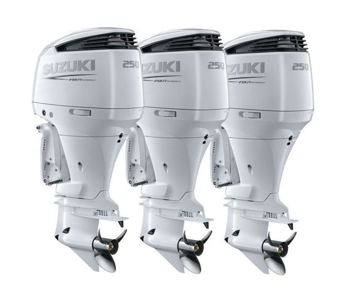 Тройка из 2 моторов Suzuki DF250APX+ 1 мотор DF250APXX, белые