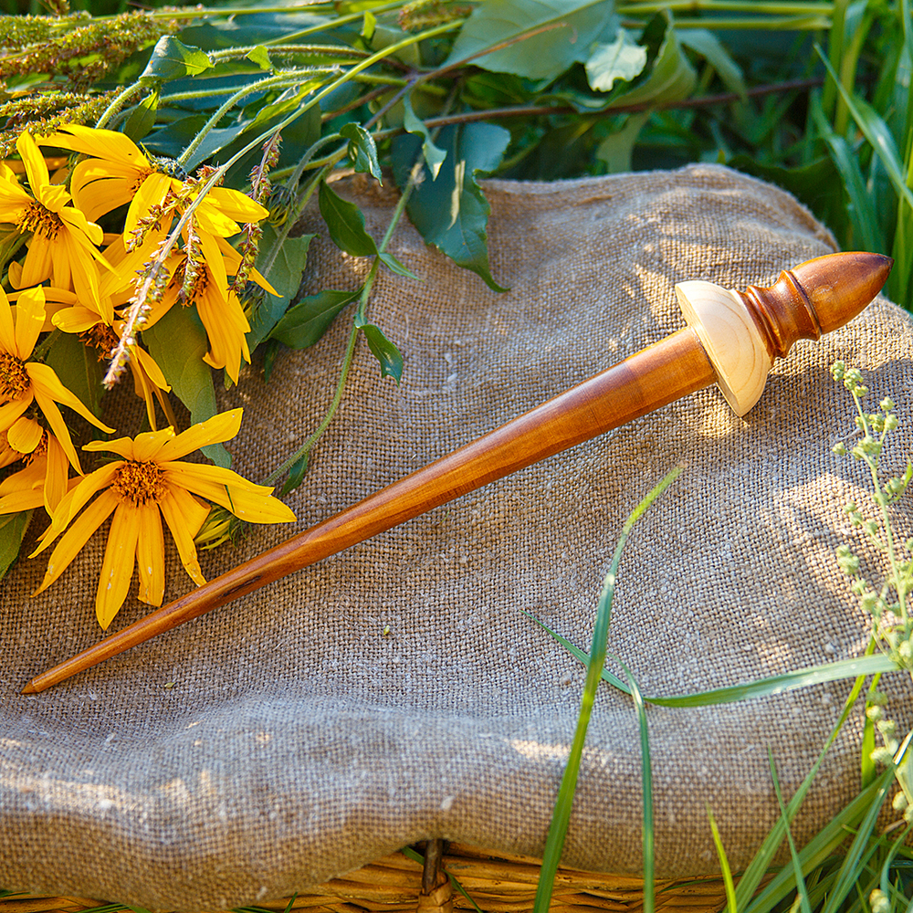 Тибетское опорное веретено из дерева сибирский кедр. Art of Siberia. B27