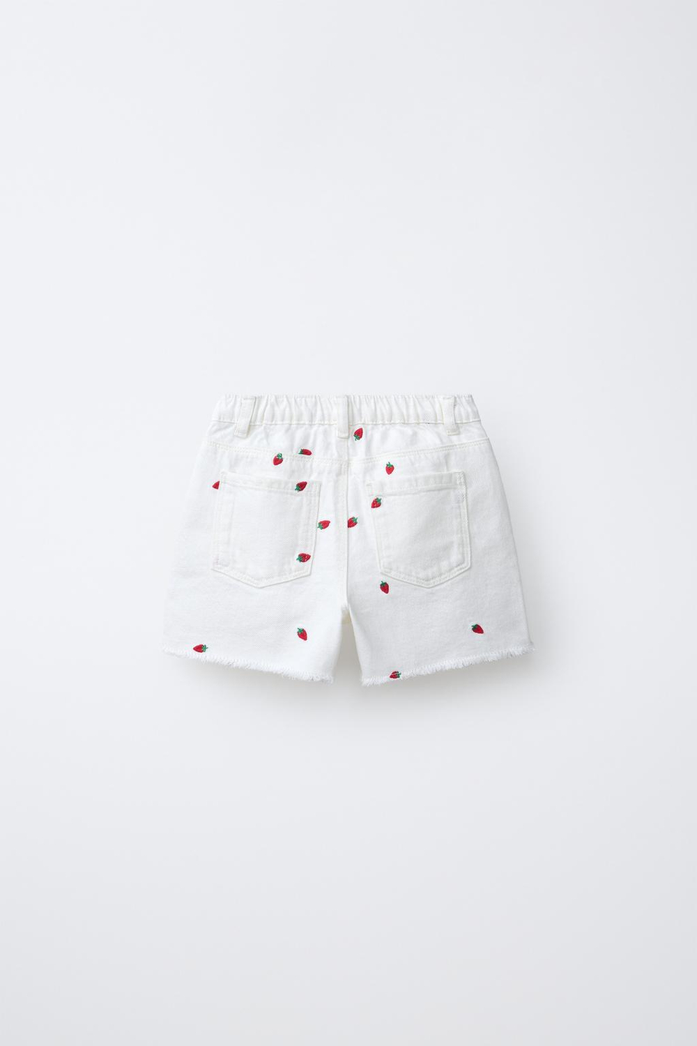 ZARA Х CASA LAWA БЕРМУДЫ ИЗ ТВИЛА MOM FIT С ВЫШИВКОЙ КЛУБНИКИ , ЭКРЮ