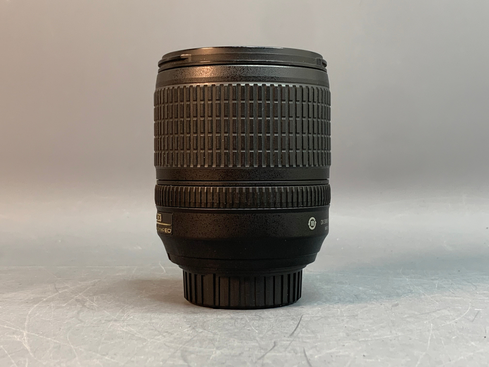 Nikon 18-105mm 3.5-5.6 ED