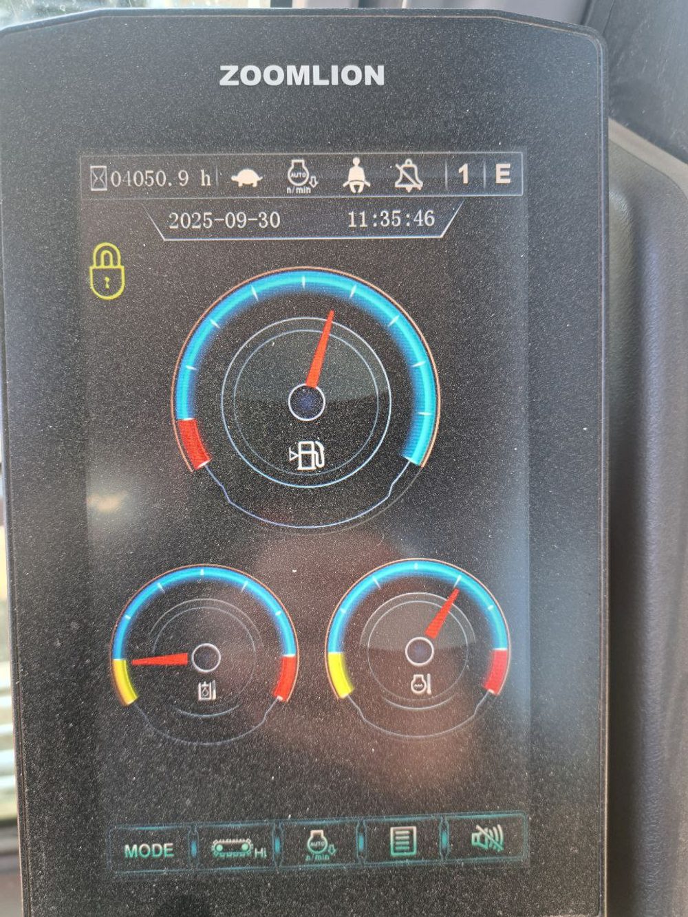 Zoomlion ZE215 Экскаватор ZE215E (Дизельный, 5,9 л, 152 л.с., АТ)