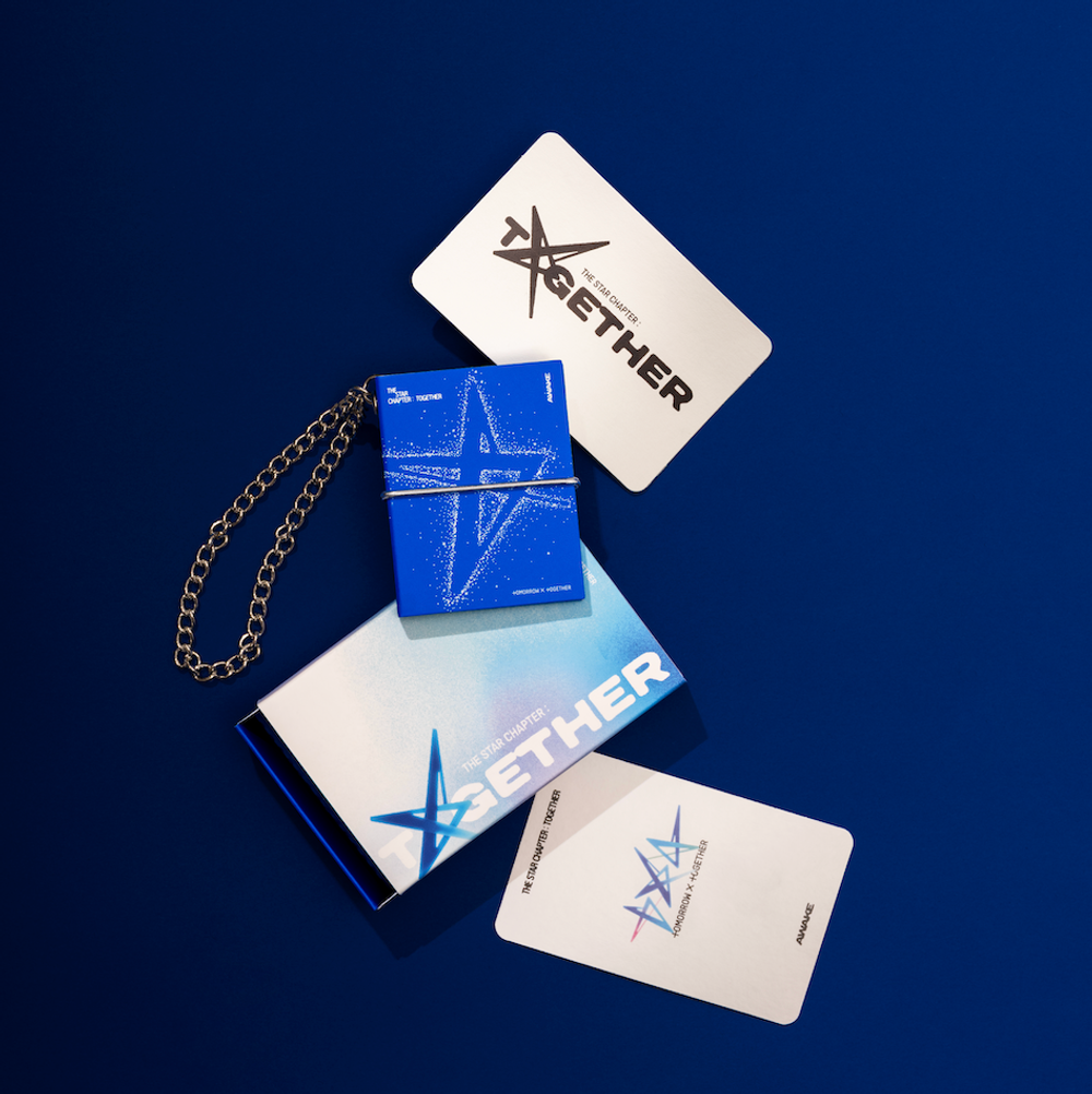 Альбом TOMORROW X TOGETHER - THE STAR CHAPTER : TOGETHER (Mini Book Keyring Ver.)