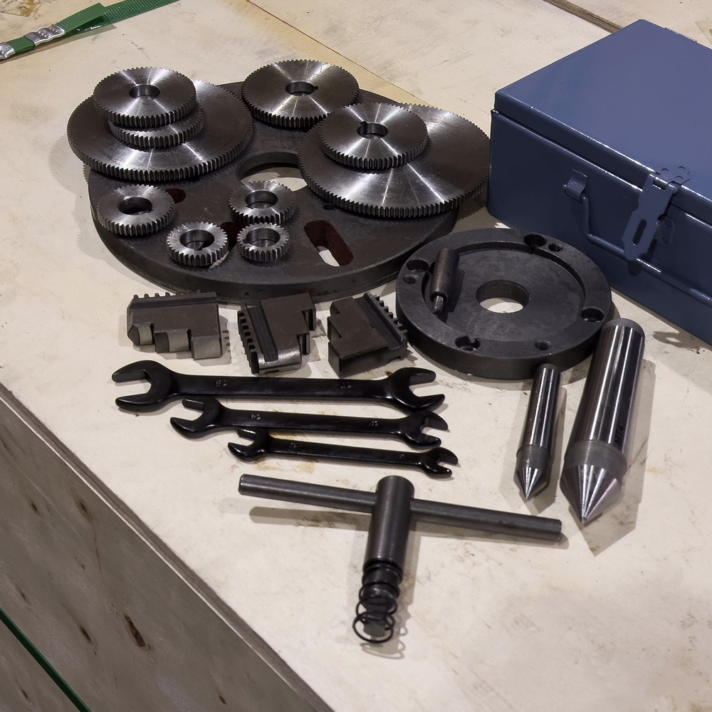 PROMA SPA-700P универсальный токарный станок + подставка