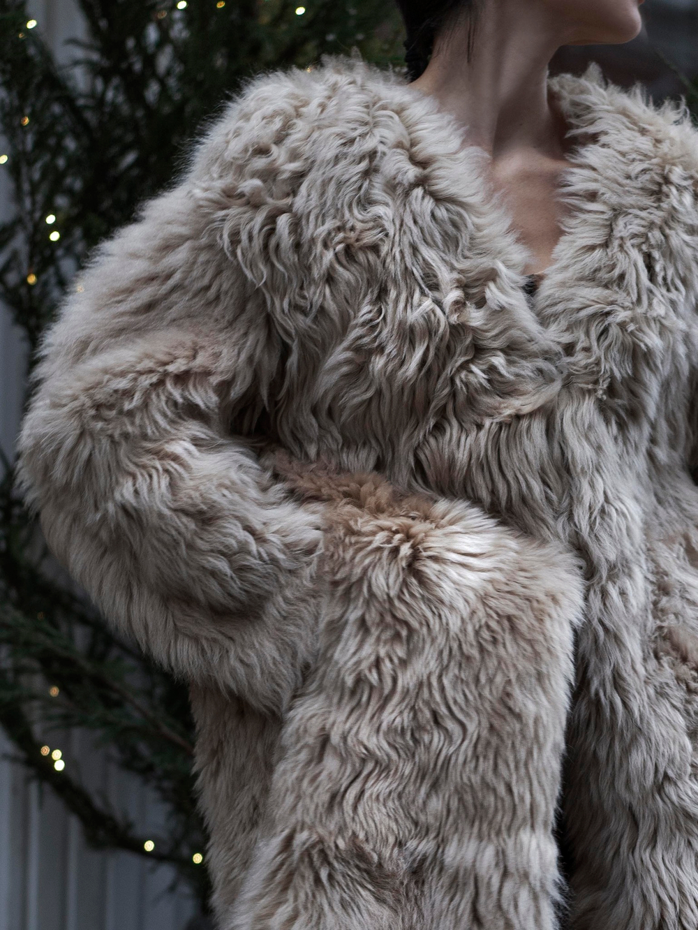 Дубленка двусторонняя Тиградо бежевая удлиненная