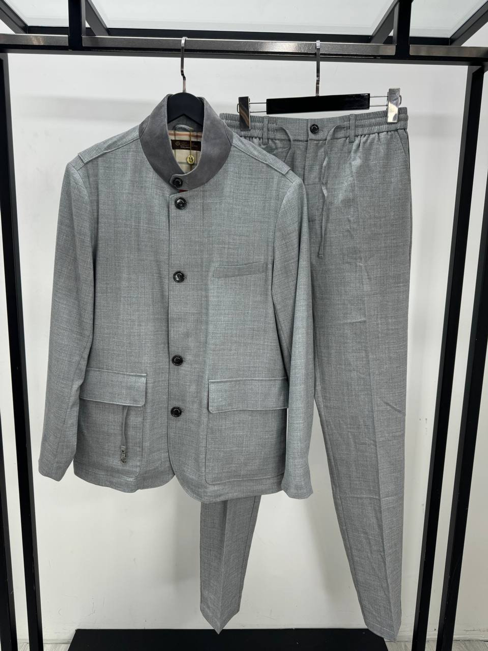 Прогулочный костюм Loro Piana