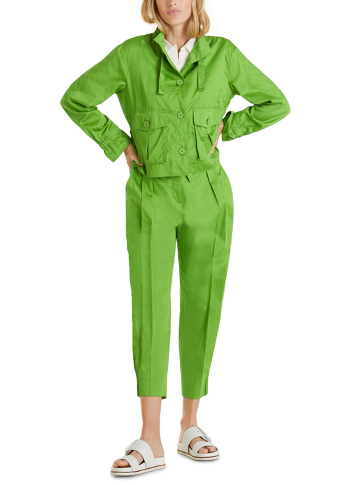 Куртка с накладными карманами