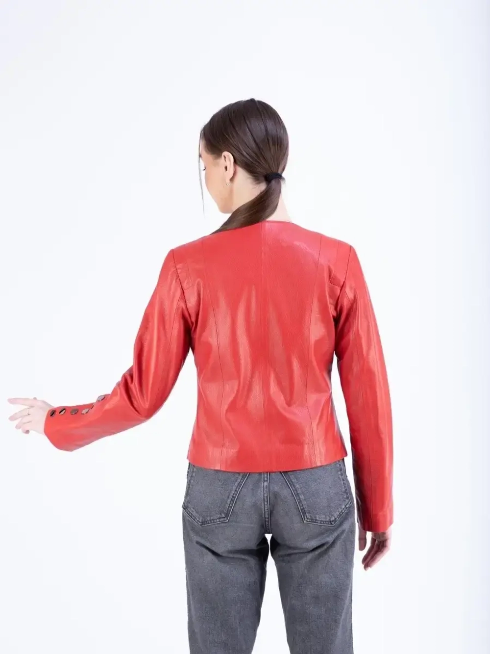 Куртка женская из натуральной кожи