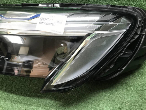 Фара левая Audi Q7 2 (2024-н.в.) Laser