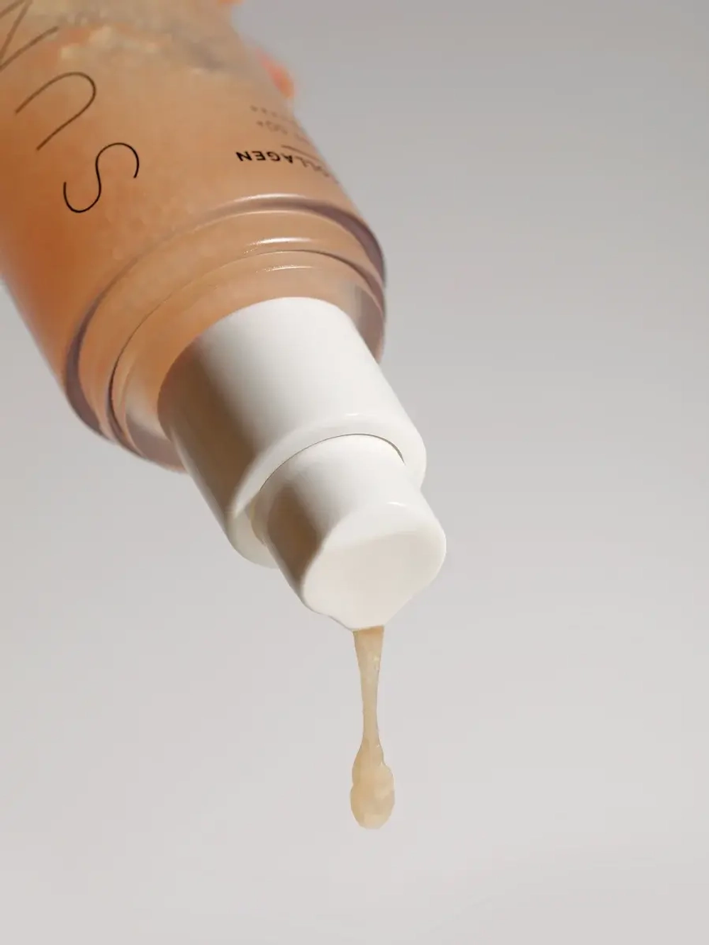 Vely Vely Солнцезащитная сыворотка с инкапсулированным коллагеном SPF50++++ Collagen Sun Serum 30 мл