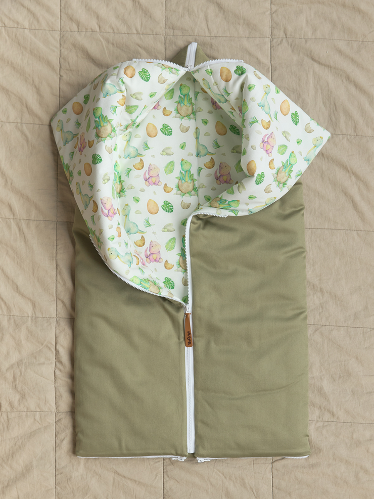 Конверт детский Хаки/Динозаврики в скорлупках