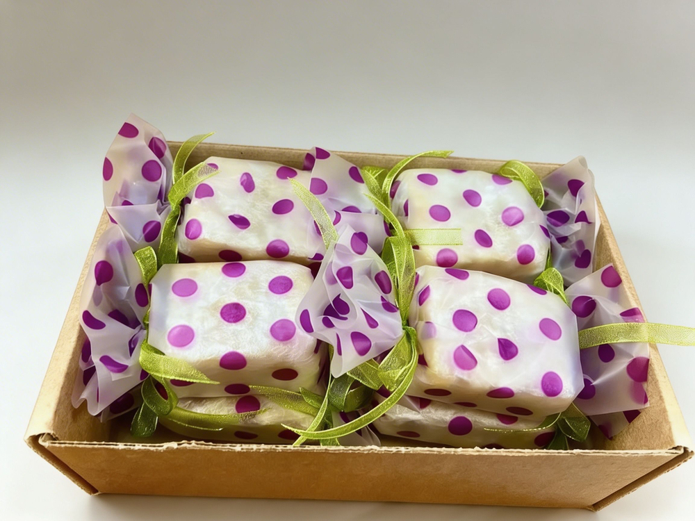 Конфеты натуральные из сотового меда, с приятными предсказаниями, 700 гр , Алтай, 2025