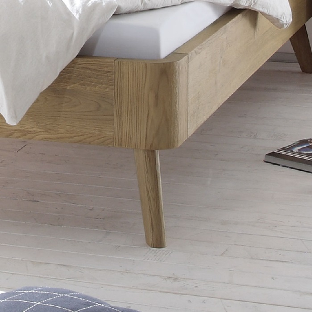 Кровать из массива дуба Lugos'Art One