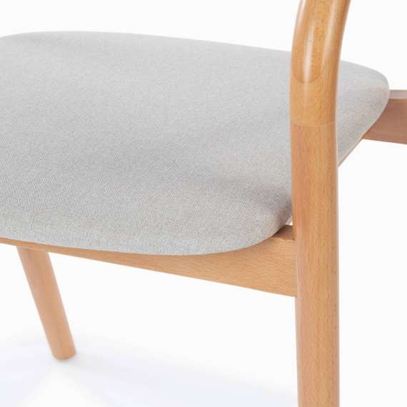 Стул с подлокотниками Esse Soft, бук, светло-серое сиденье