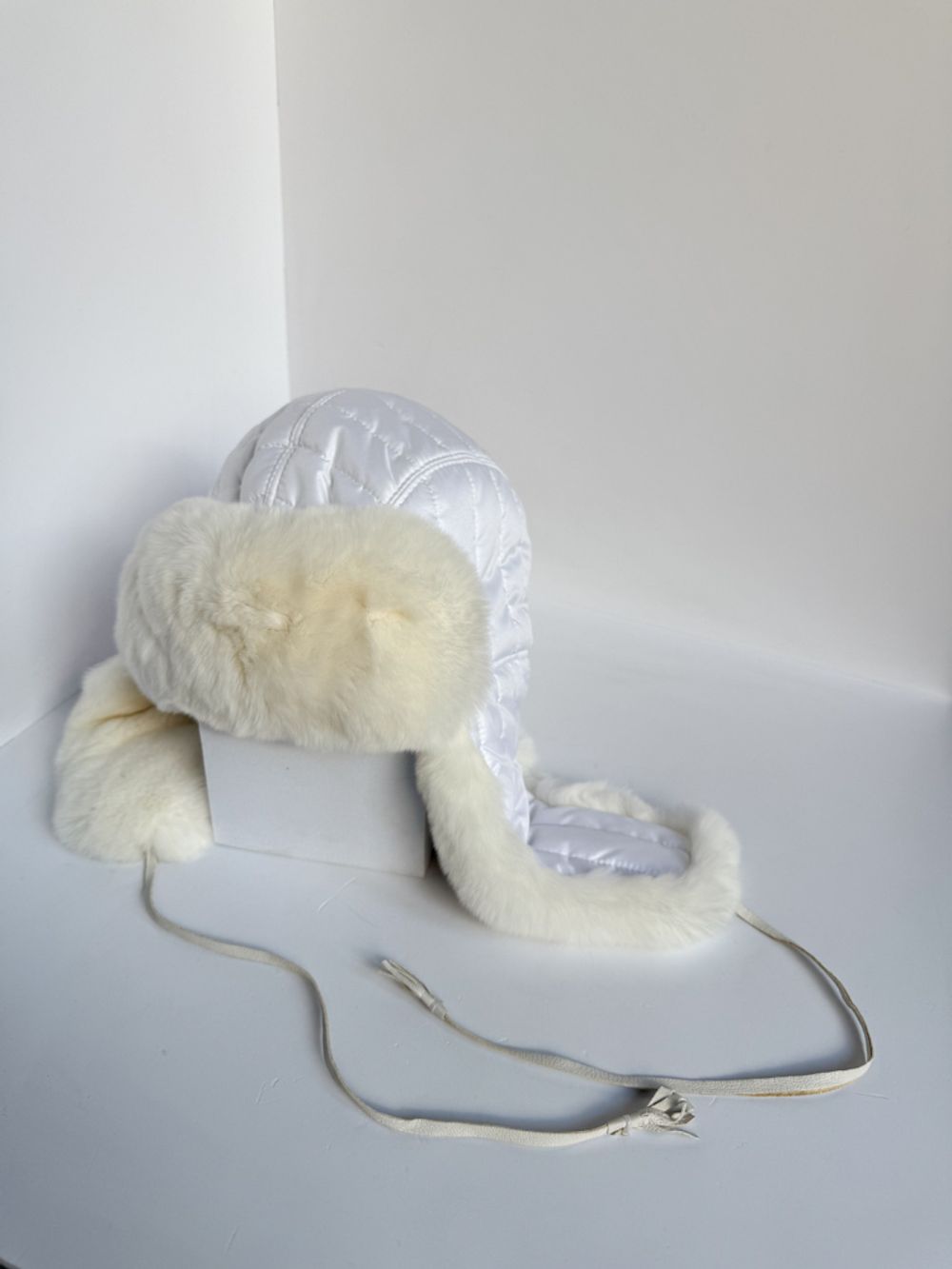 Новая зимняя шапка-ушанка Il Trenino, 98-104