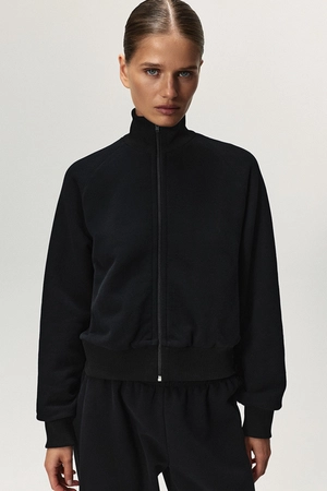 Олимпийка утеплённая Чёрный