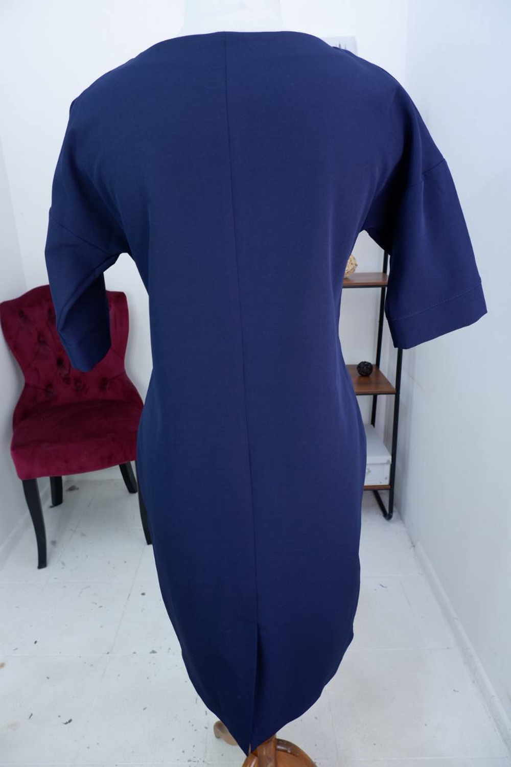 Платье сдержанное 46 размер