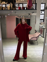 Шерстяной костюм красный