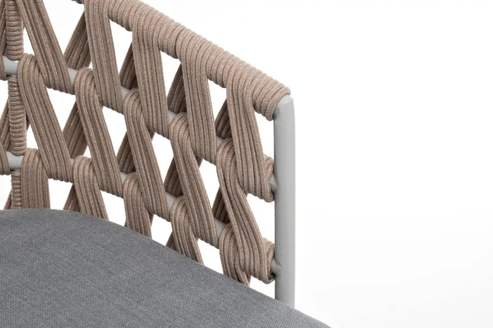 "Диего" стул плетеный из роупа, каркас из стали светло-серый (RAL7035) муар, роуп бежевый круглый, ткань светло-серая