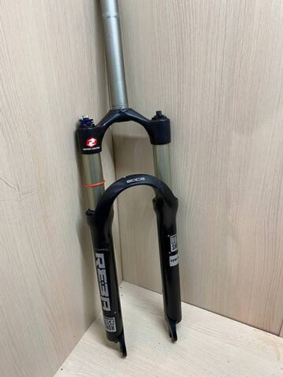 Вилка для велосипеда Rock Shox Reba Race 26