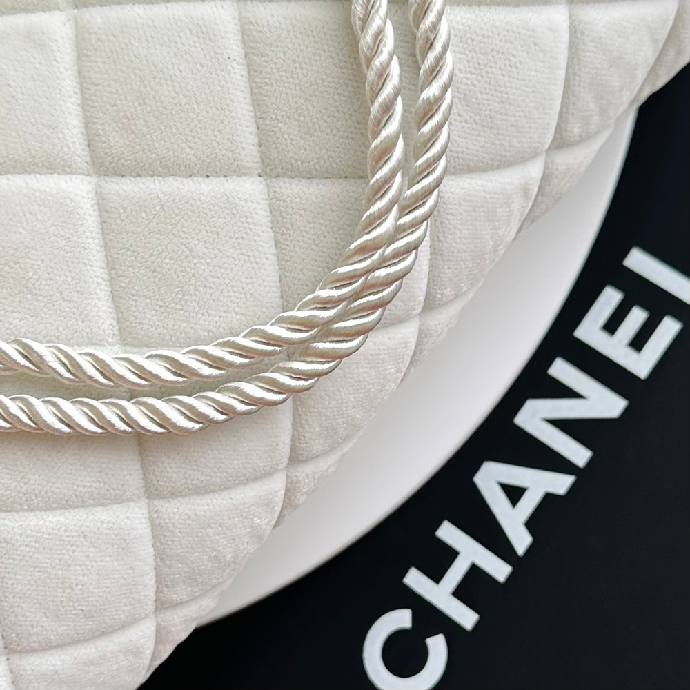 Chanel Bag 23 cm