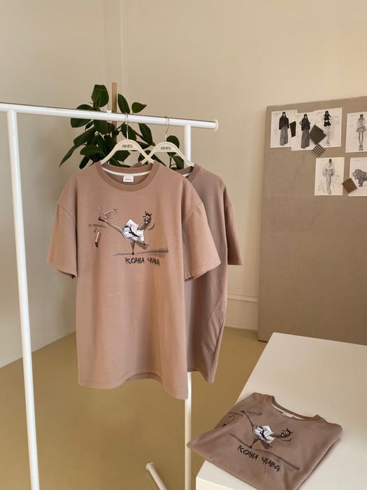 ФУТБОЛКА МУЖСКАЯ ФЛИН КАРАМЕЛЬНЫЙ КОНИ ЧИВА