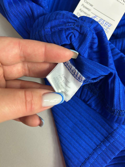 Топ Laatu красивого цвета, маркировка S, визуально 44 размер