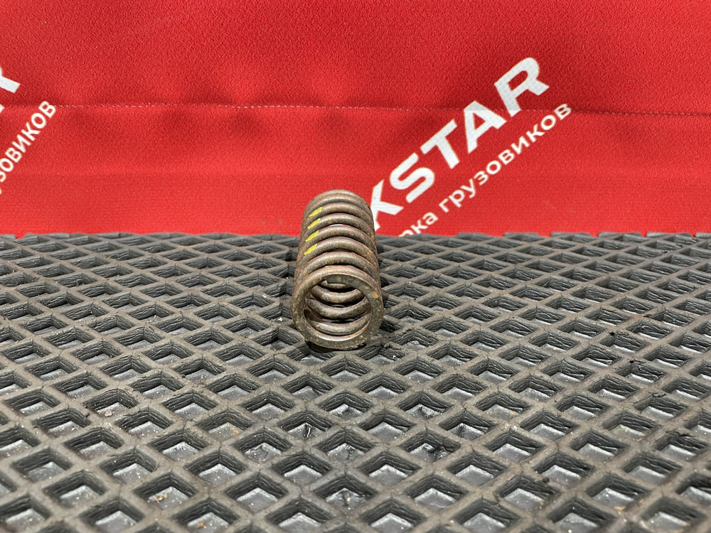 Пружина клапана впускного