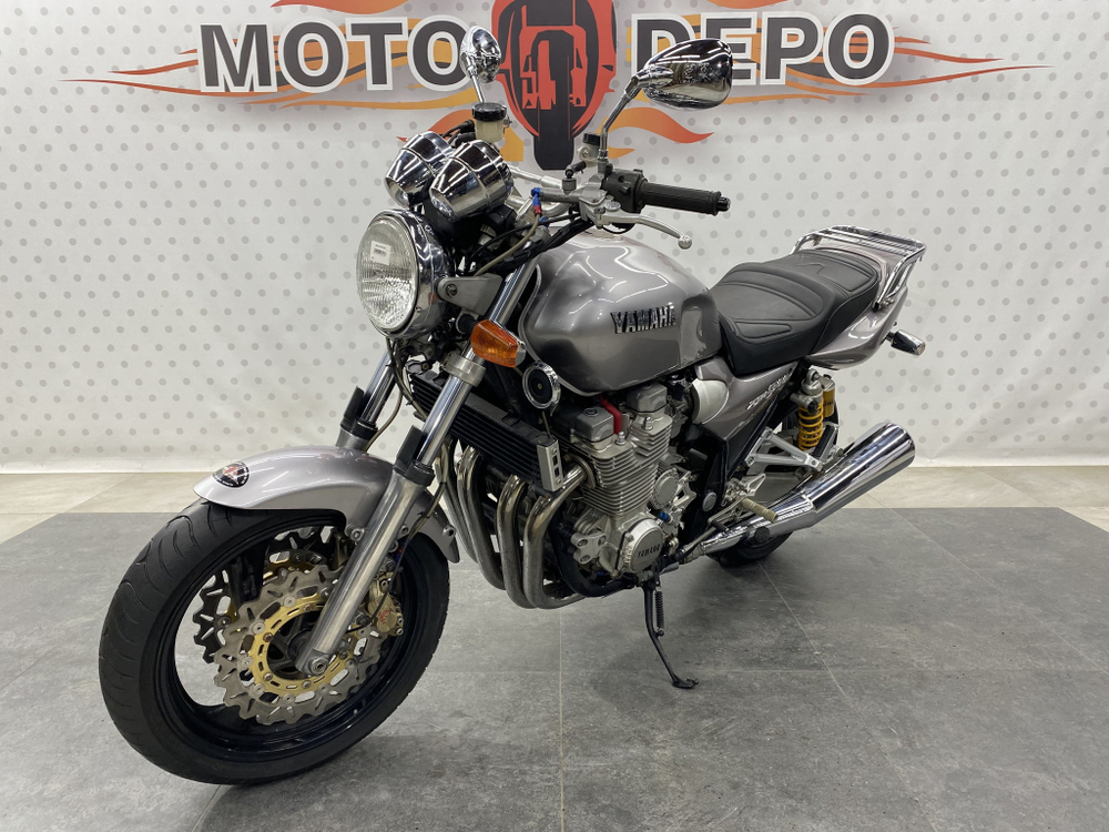Yamaha XJR1300 , 2001
