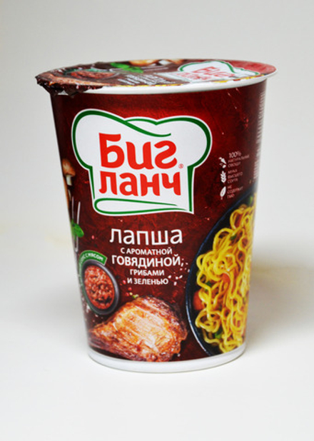 Лапша с ароматной говядиной грибами и зеленью Биг Ланч 90гр