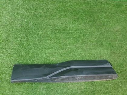 Накладка двери задняя правая Subaru Forester 5 SK (2018-н.в.)