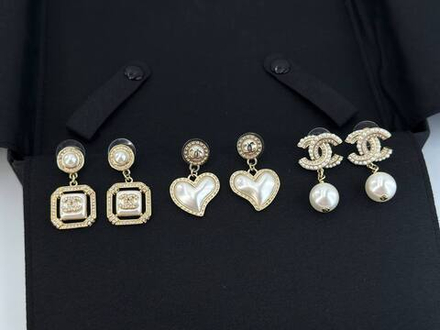 Серьги CHANEL
