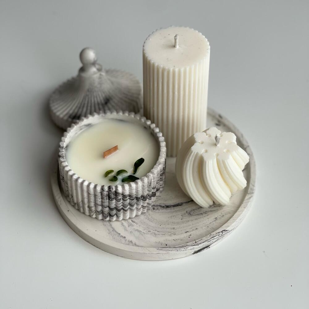 Набор из гипса - свечи и подставка
