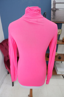 Водолазка O`stin яркая 46 размер