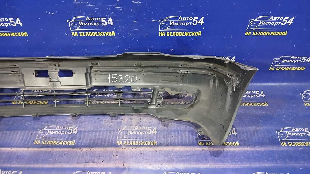 Бампер передний TOYOTA PROGRES 2001-2007