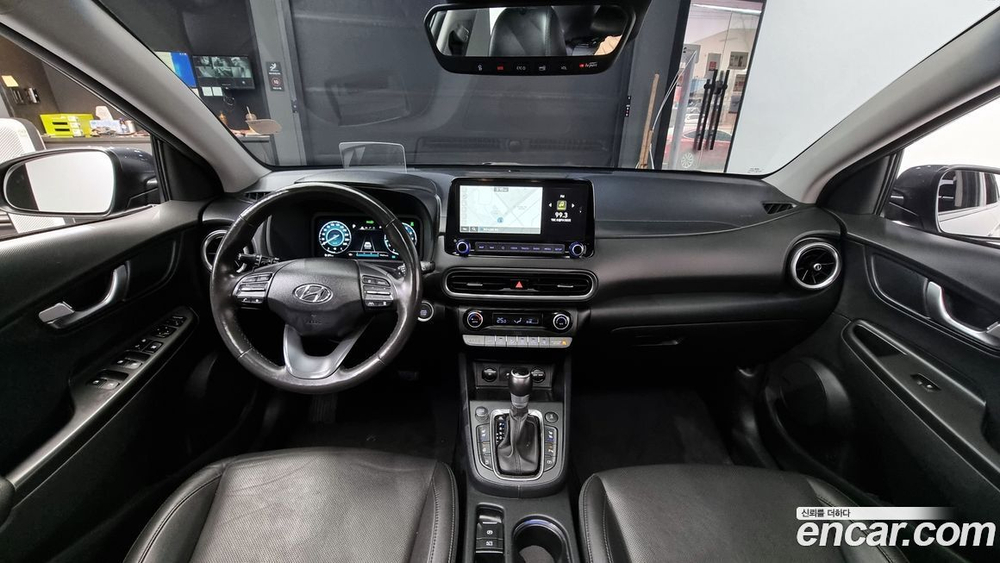 Hyundai The New KONA Бензин 2.0 4WD (03.2021)