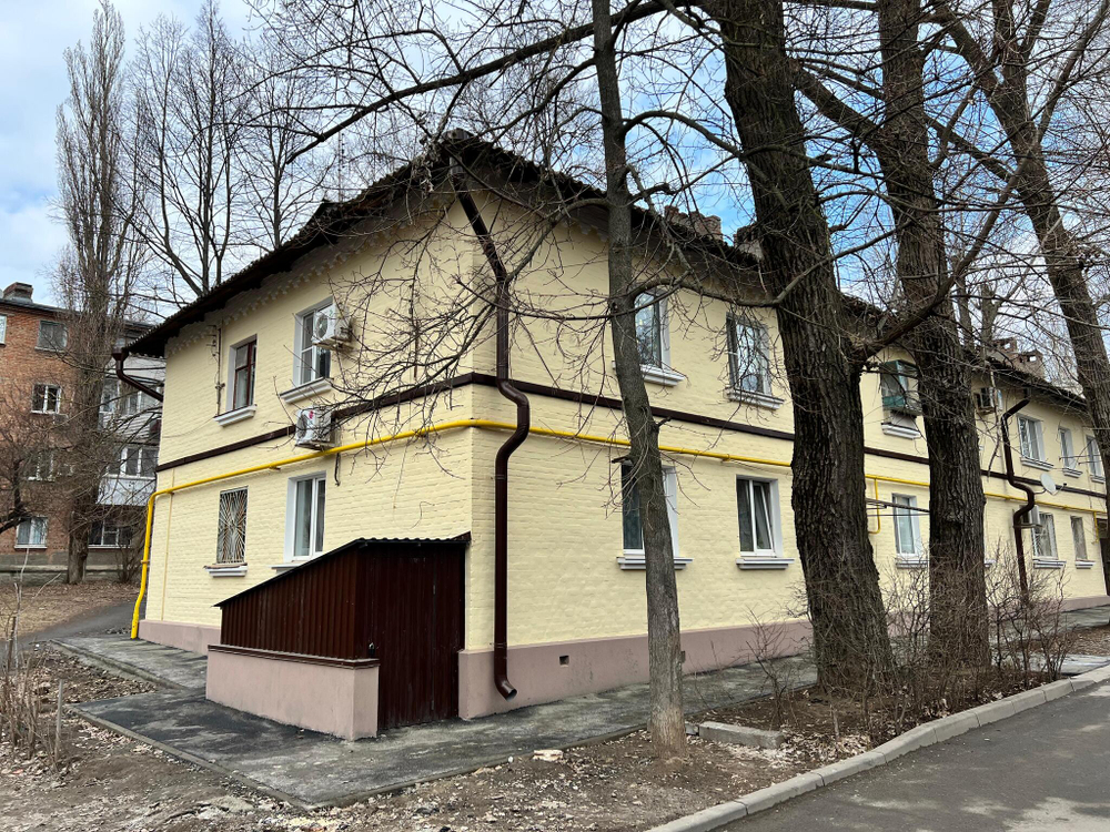 Ростовская обл., г. Ростов-на-Дону, пр-кт. 40-летия Победы, д. 53а