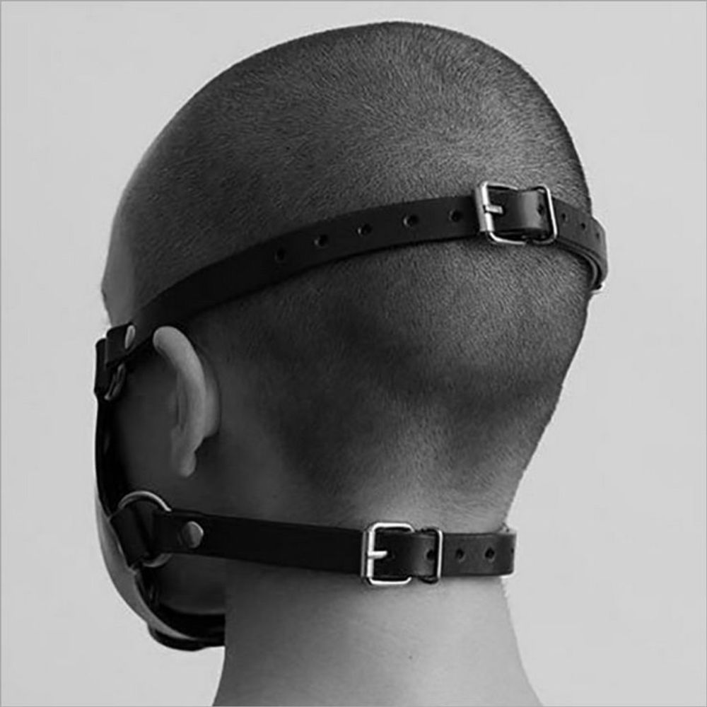 Мужская маска кожаная черная Romeo Rossi 9111