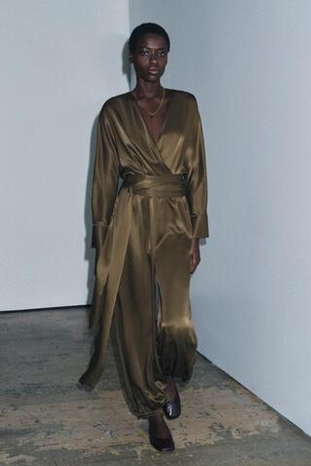 ZARA АТЛАСНЫЙ КОМБИНЕЗОН С ОБЪЕМНЫМИ БРЮКАМИ — ZW COLLECTION, ТЕМНЫЙ ХАКИ