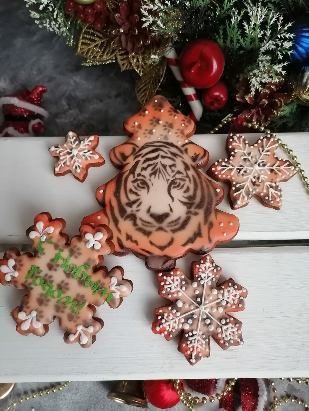 Трафарет Новый год 2022-2023 №2 Лапки