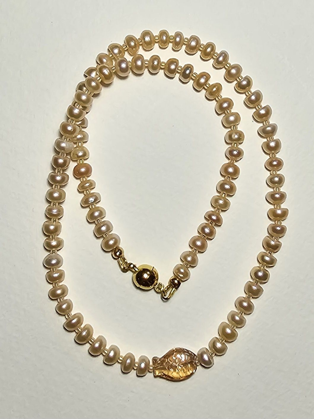 Колье "Жемчужная Рыбка", ручная работа, натуральный камень, вставка хрусталь