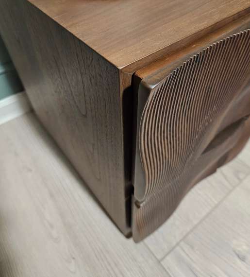 Прикроватная тумбочка Kioto с двумя ящиками, орех