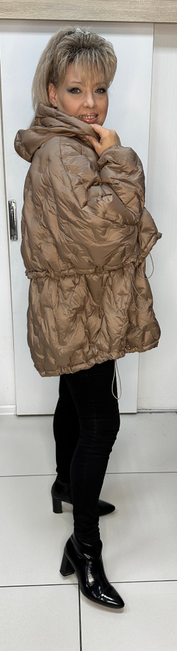 Стеганная куртка-пуховик с кулисками на большой размер