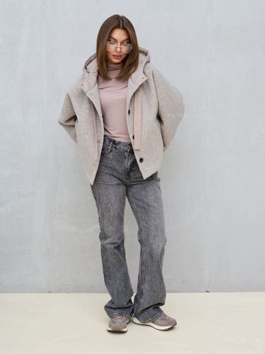 Шерстяная куртка с капюшоном в цвете капучино