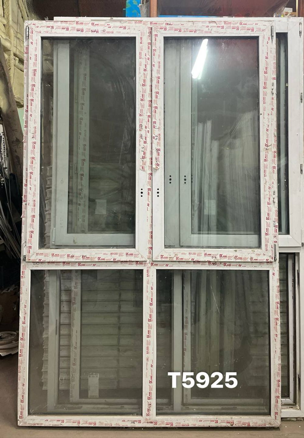 Окно Пластиковое Б/У 257 (161) (в) х 164(ш)